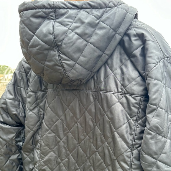Columbia Women’s quilted lined warm jacket - Picture 3 of 3